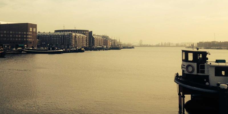 元宇宙时代的品牌设计新范式：虚拟形象、数字资产与沉浸式体验构建策略